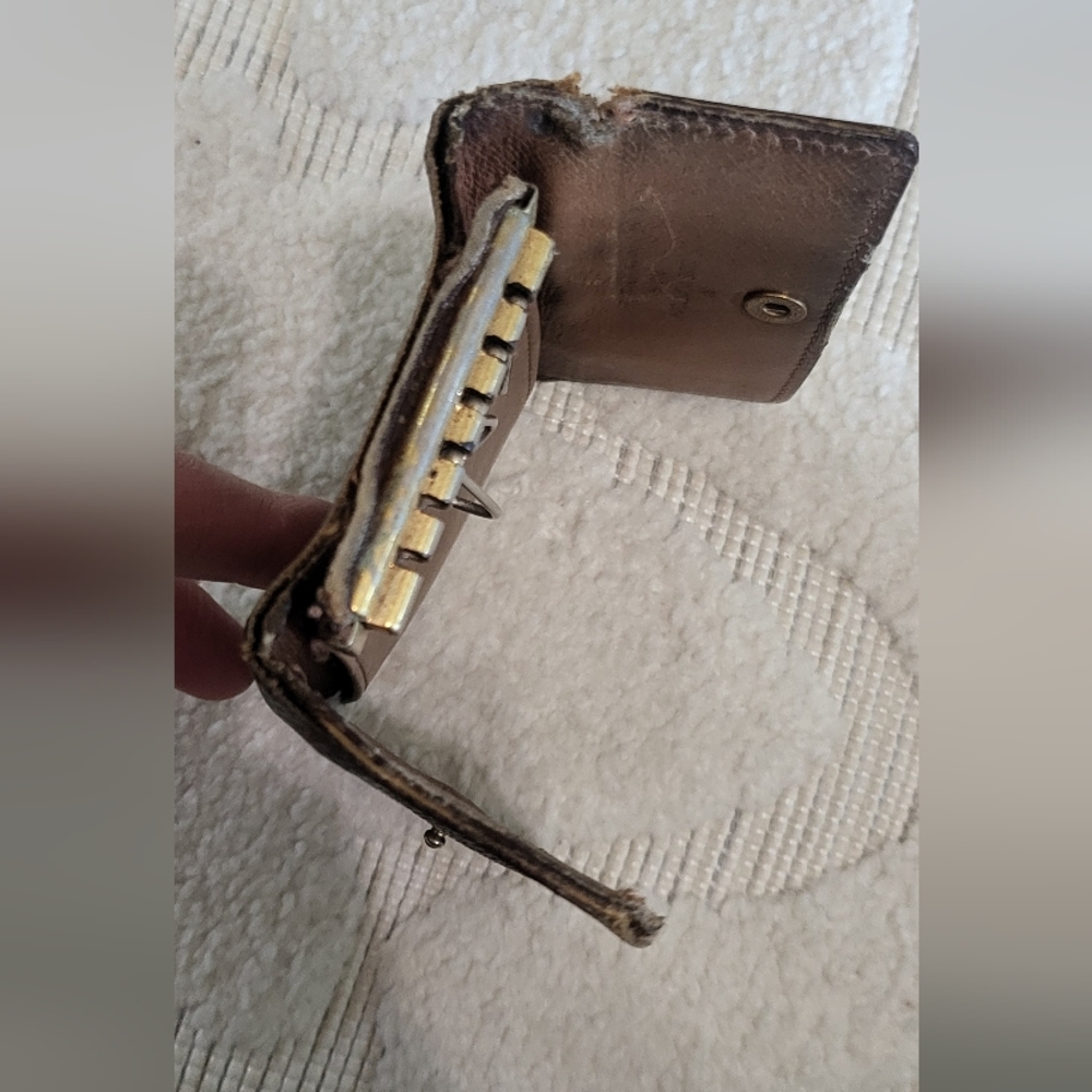 Louis vuitton key case - Picture 7 of 12